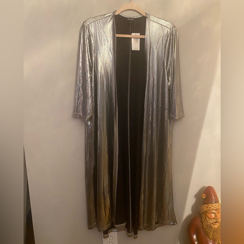 NWT Torrid Silver Kimono / Shrug Size 0 / 0X